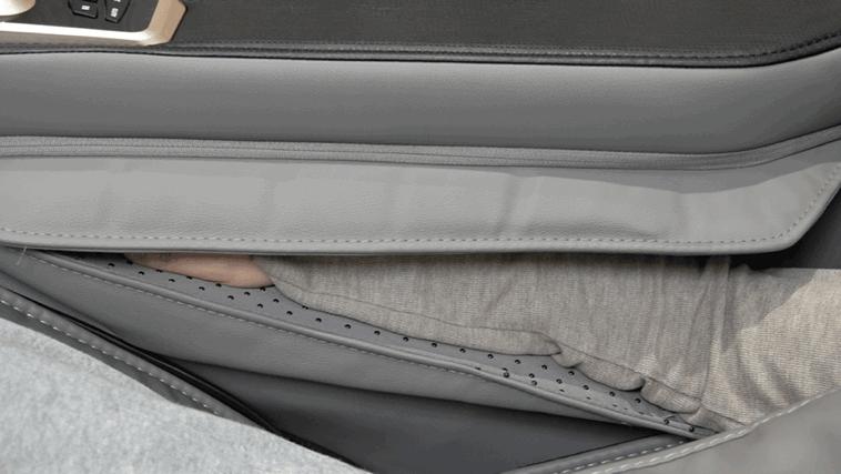 如何给老人选择按摩椅,老年人适合用按摩椅吗