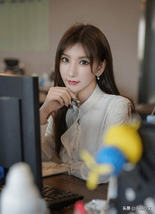 夏季糖果色显瘦牛仔四分短裤,最新款黑色牛仔短裤宽松显瘦