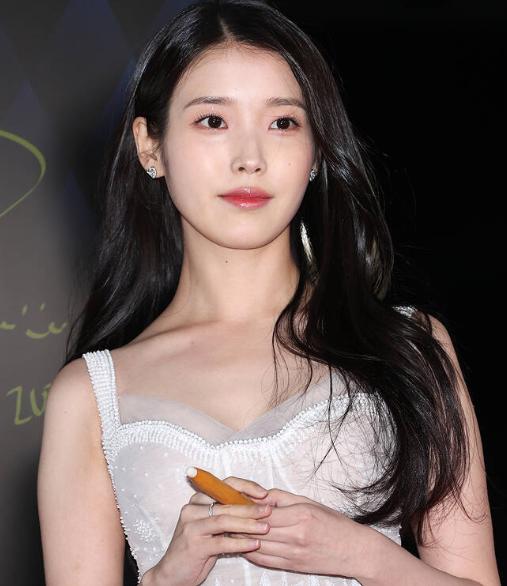 汤唯与iu,汤唯在韩国跟iu一样火吗