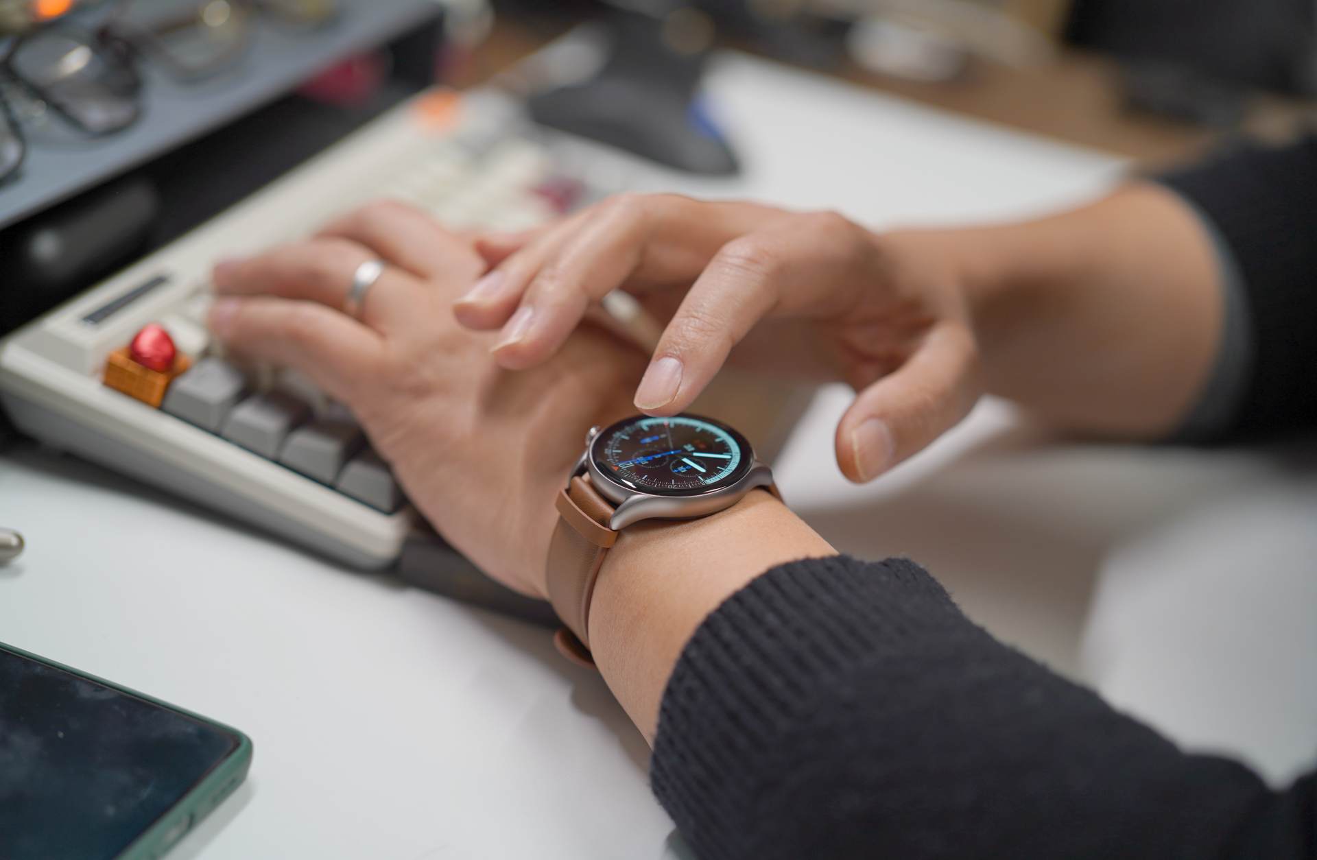 上海年入100万中年大叔,年入十万的中年男人