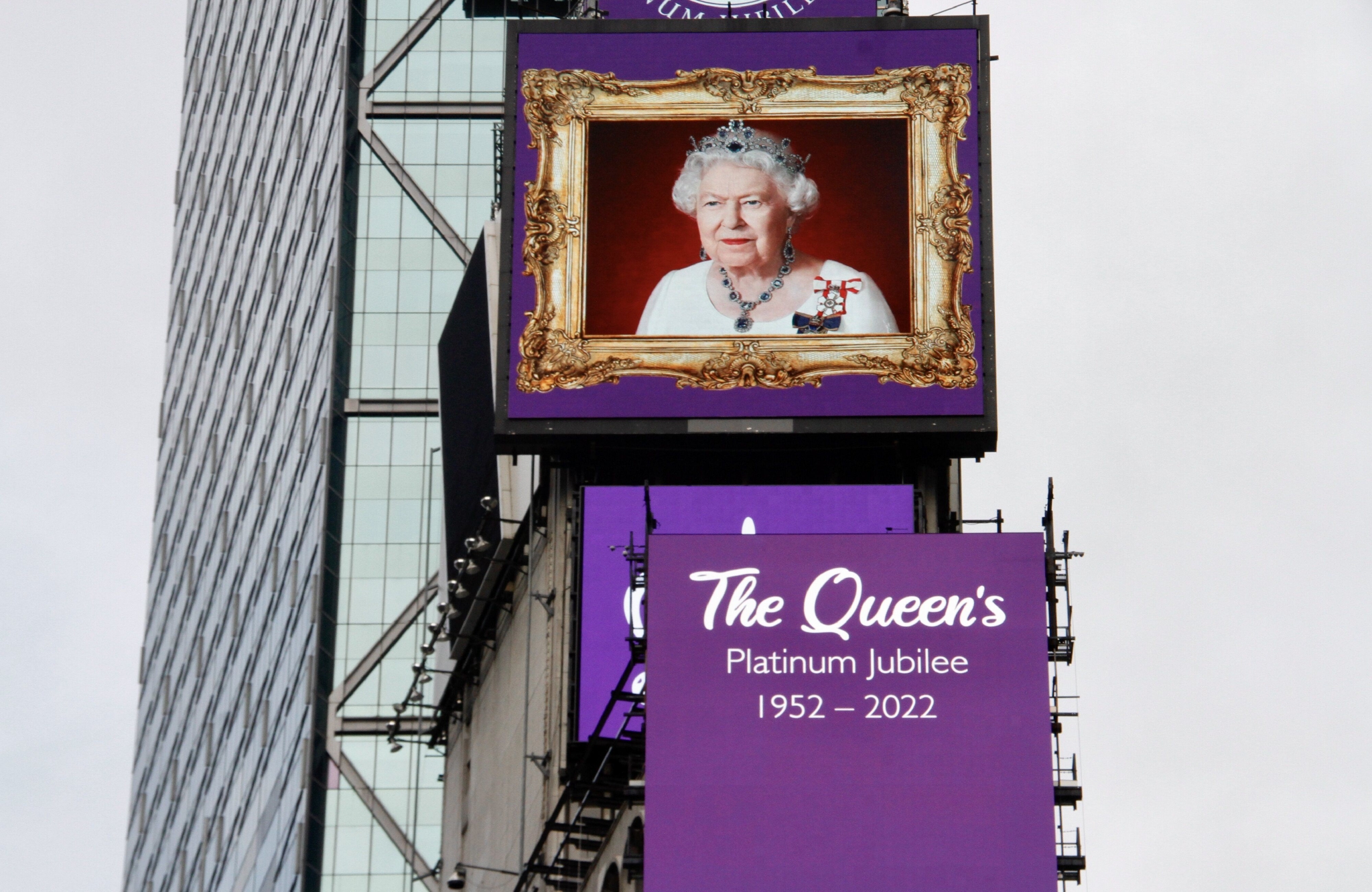 伊丽莎白女王二世全名叫什么,英国伊丽莎白二世女王在位多少年