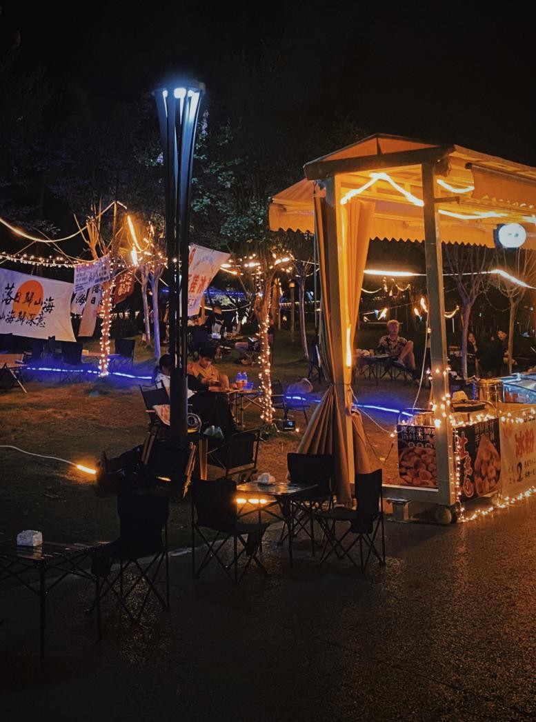 耍嗨了！成都这里夜色正好，夜经济持续升温～