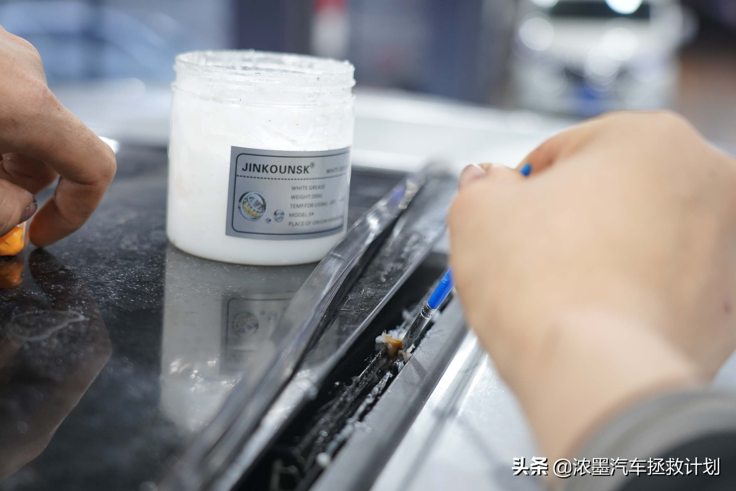 奔驰唯雅诺翻新全过程,奔驰唯雅诺翻新升级价格