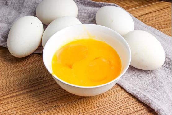 中年人怎样吃鸡蛋最有营养,鸡蛋鸭蛋鹅蛋哪种蛋营养价值最高
