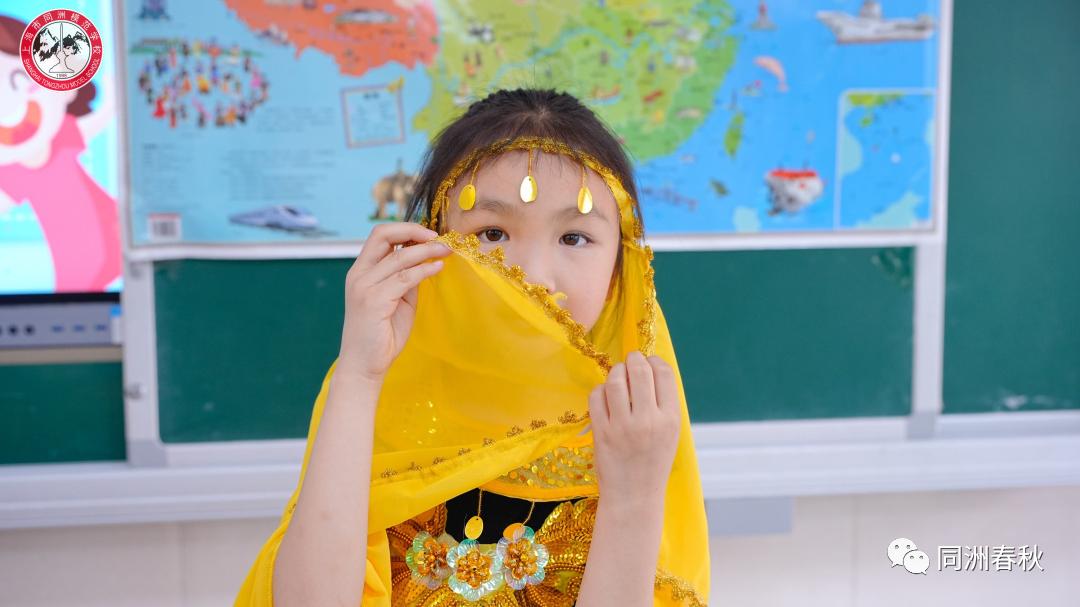 首届56个民族服饰创意大赛,五十六个民族服饰展介绍