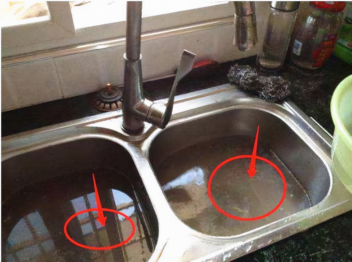 下水道堵了疏通小妙招如何解决,下水道堵倒开水