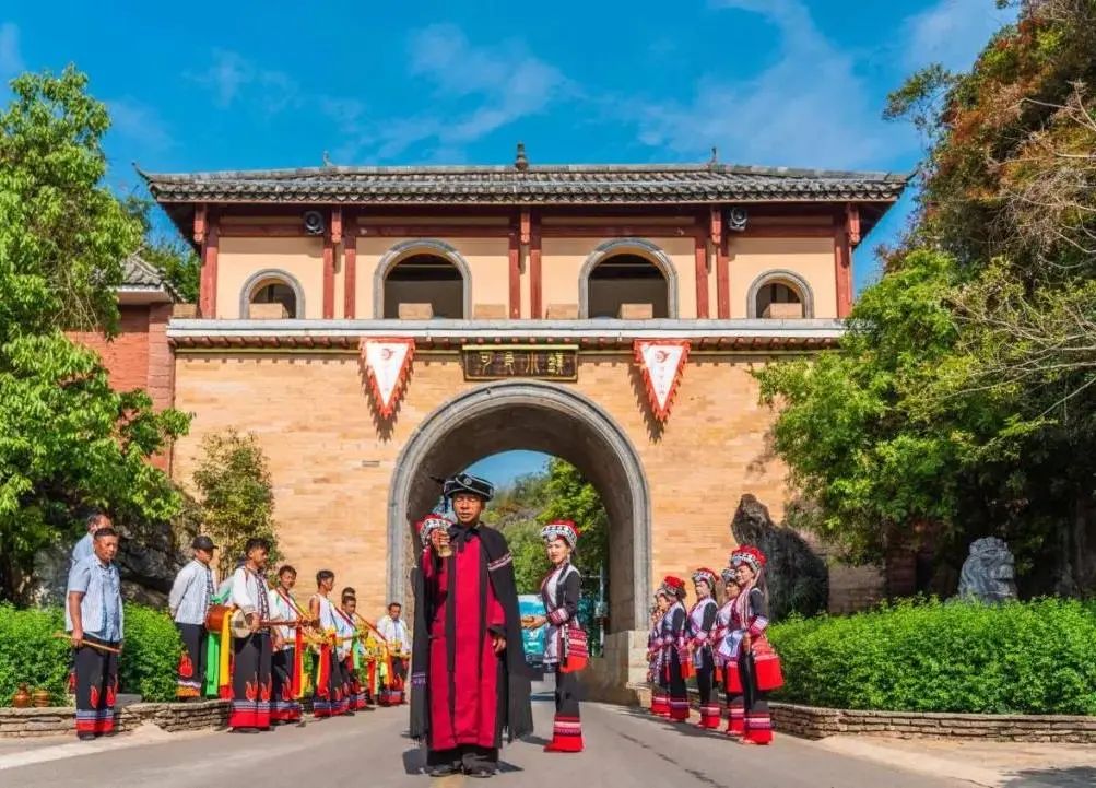 滇东南西南大环线旅游,川西云南大环线自驾游攻略