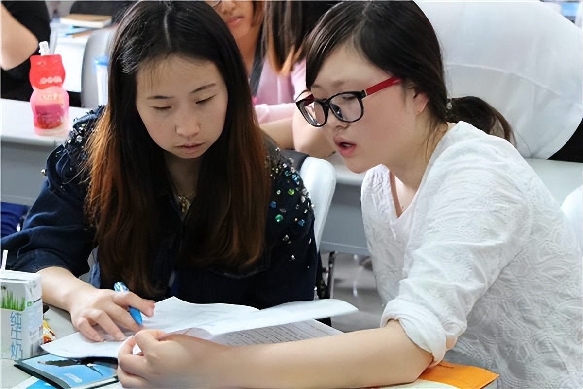 考研结束后如何联系导师,考研初试后什么时候联系导师最好