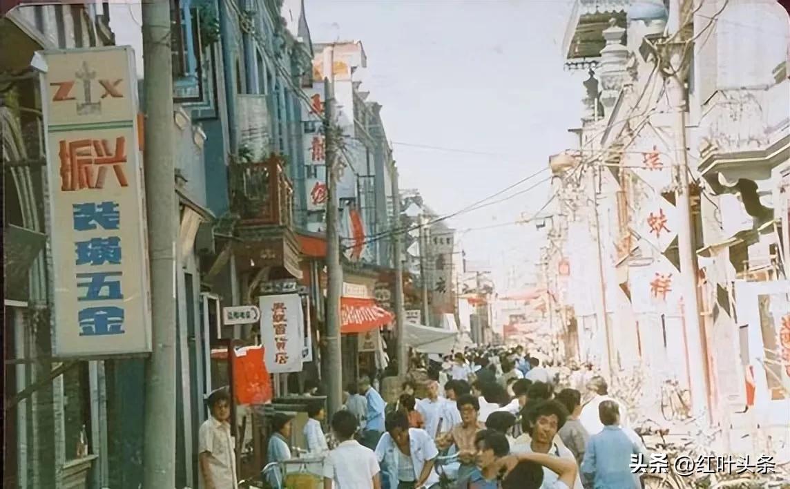 难忘的“票证”购物年代.孔令哲