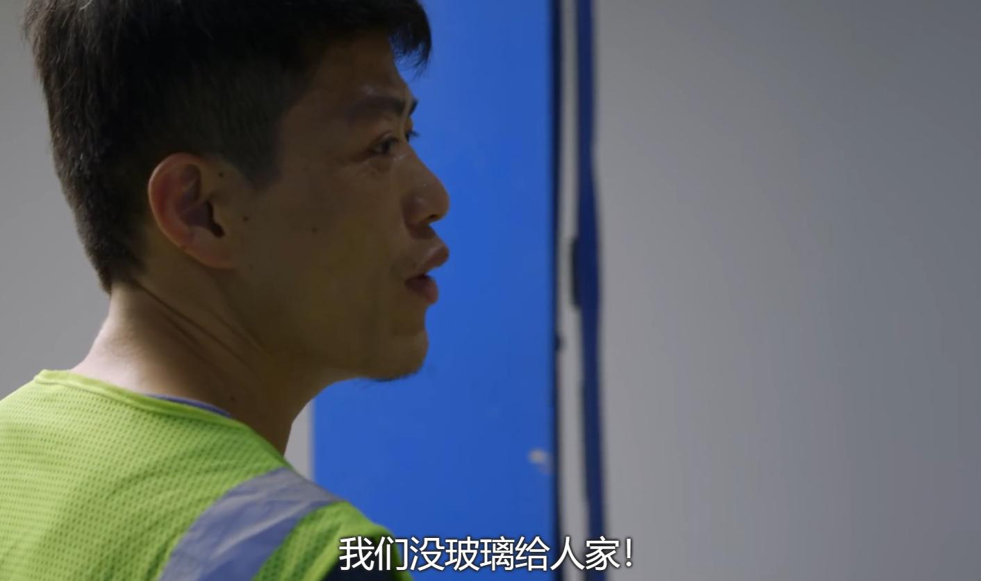 美国工厂流水线工人一个月多少钱,美国穷人上班