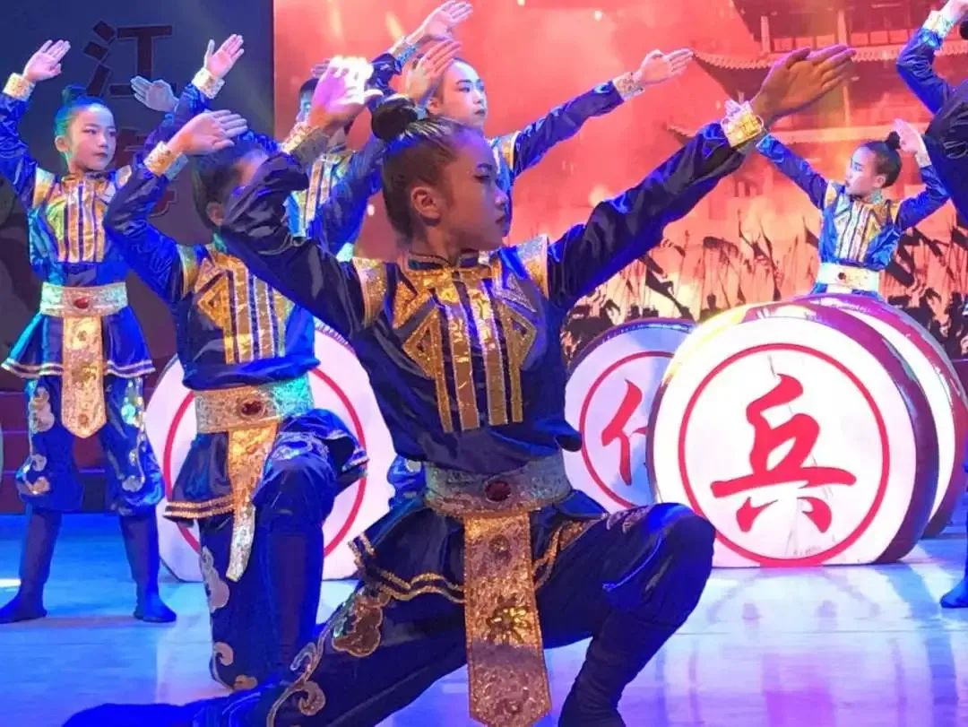 绐佺牬杩涘彇,绐佺牬杩涘彇涓嶆柇鍒涙柊