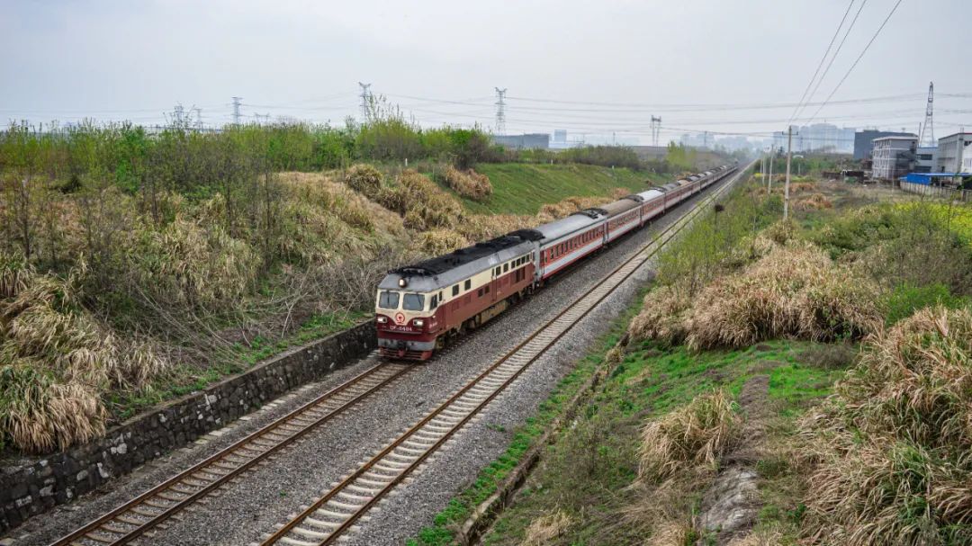 再见k歌翻唱,再见k歌伴奏