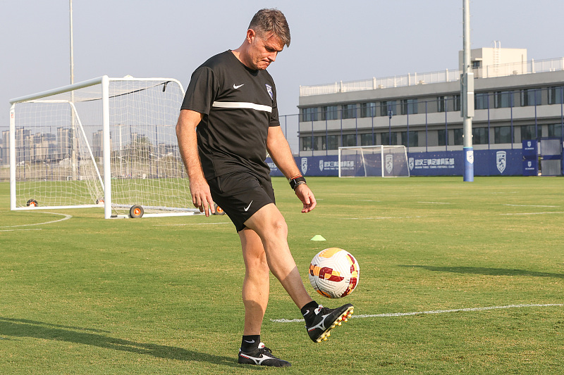 国足选帅官方最新消息佩德罗,武汉三镇主帅佩德罗谈球队实力