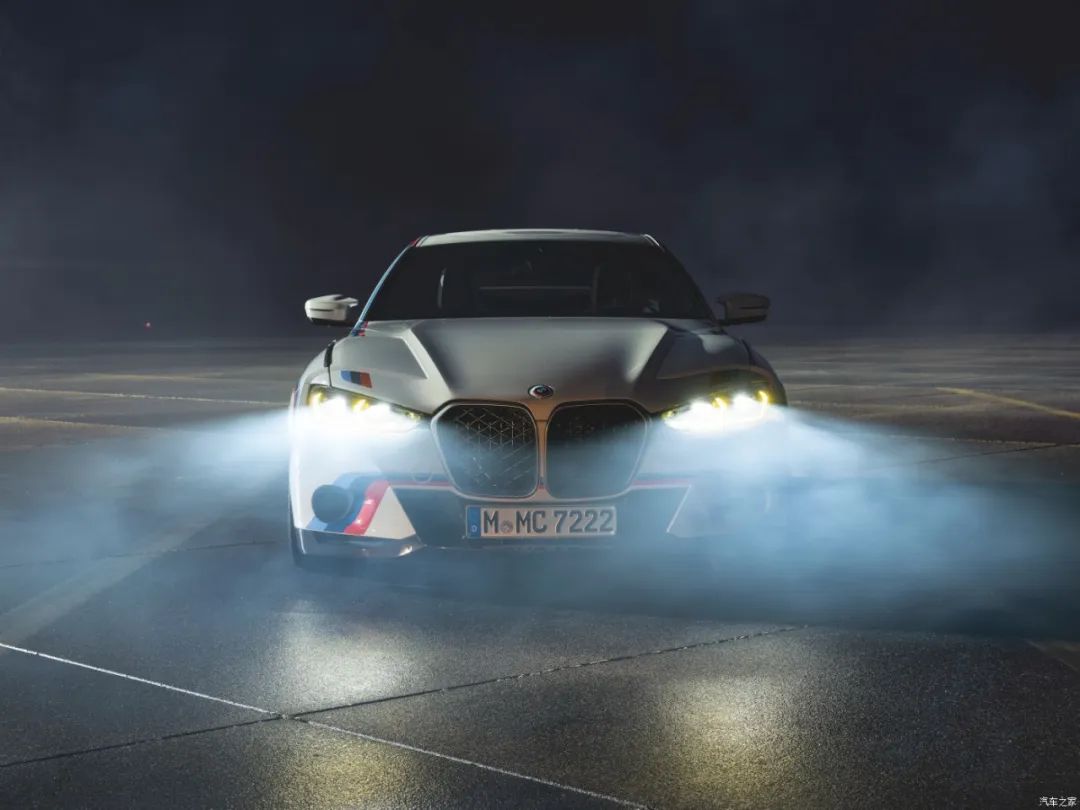 全新宝马3.0csl官图,宝马3.0CSL官图