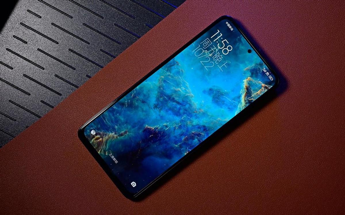 手机钢化膜怎样贴才正确视频教材,手机到底要不要贴背膜