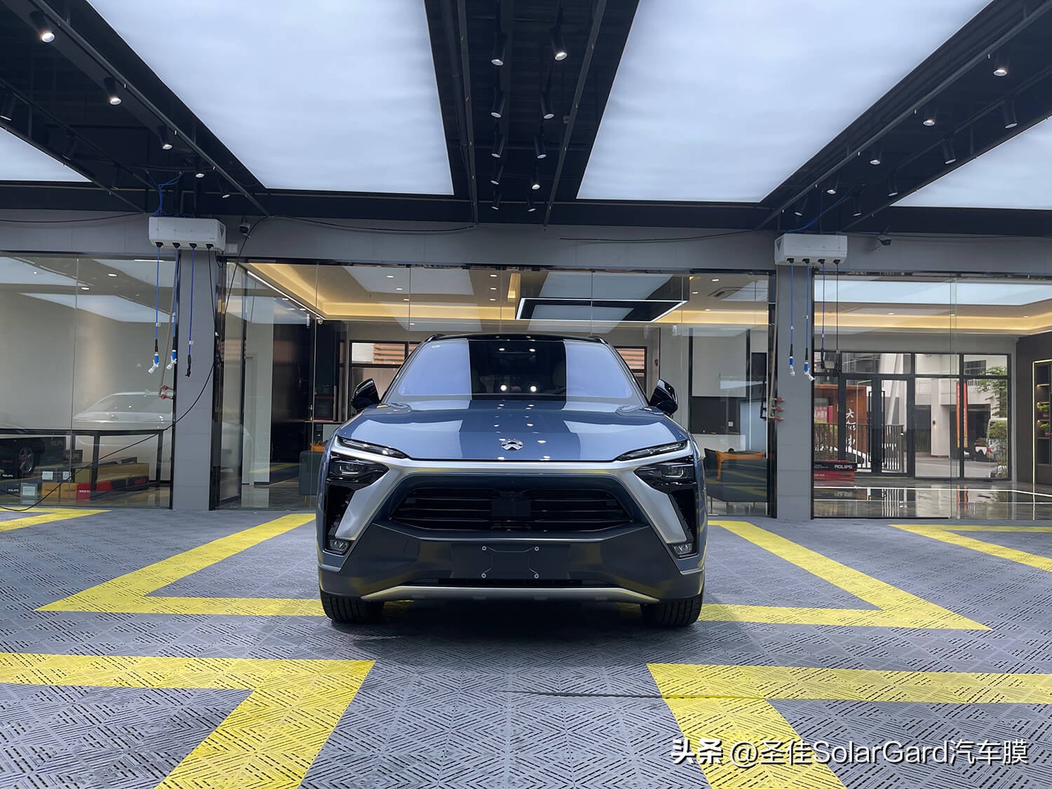 隐形车衣贴膜大概多少钱,隐形车衣贴膜哪个牌子好