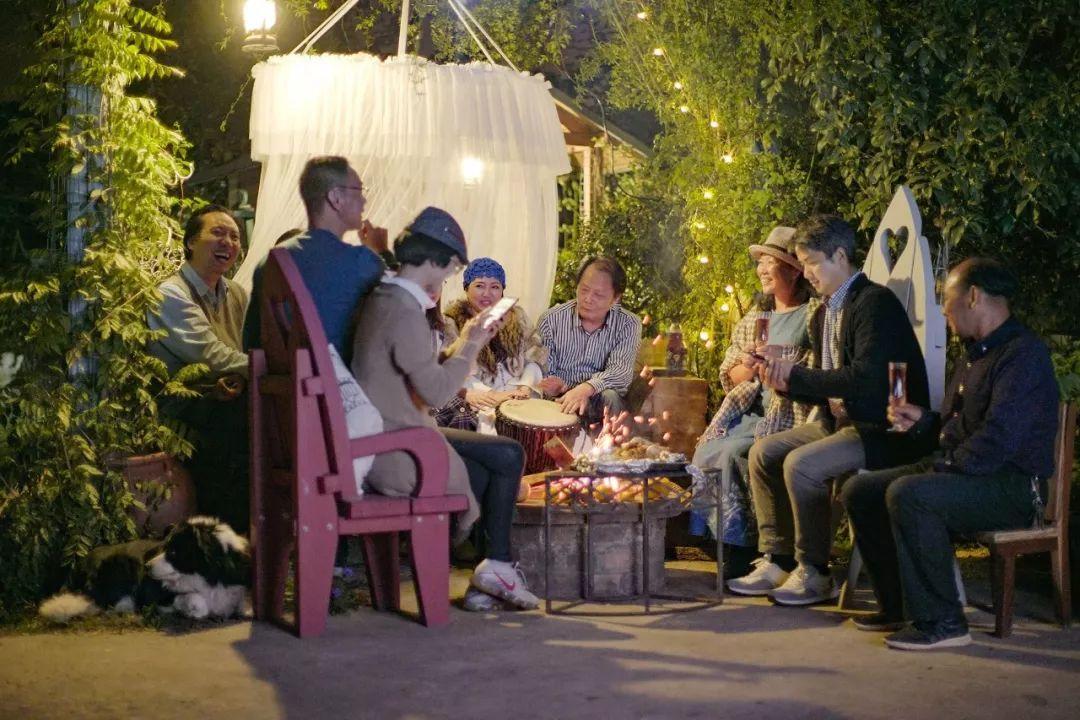 7个闺蜜花400万造房一起养老,5个闺蜜200万同居养老