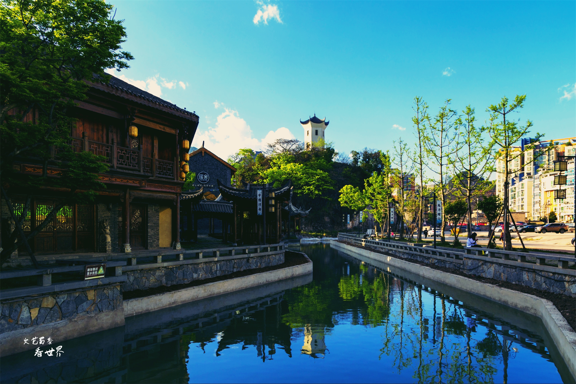 退休了,每年夏天都去六盘水,19℃不用开空调,风光秀美环境宜人