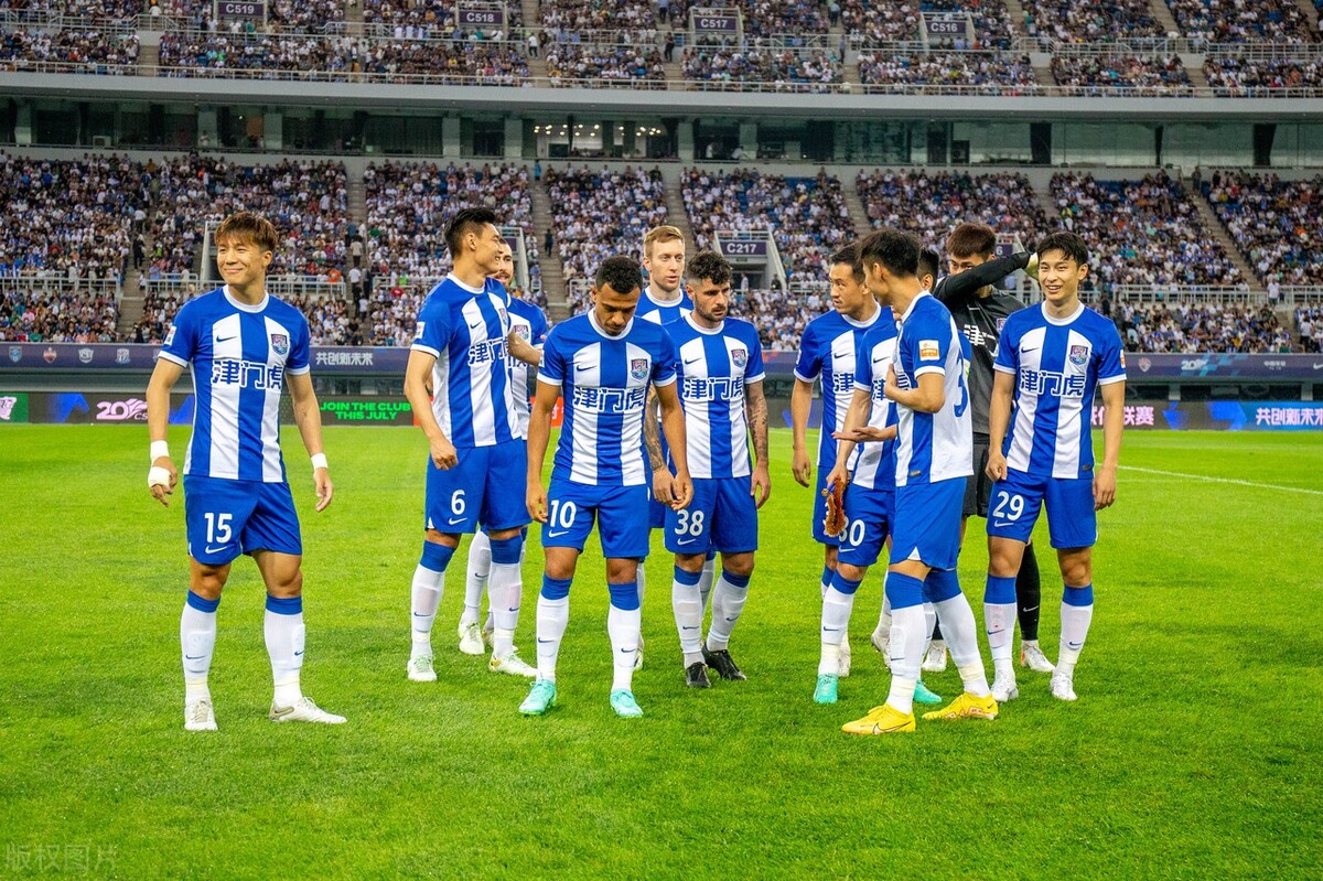 于根伟津门球衣,于根伟最喜欢的球鞋