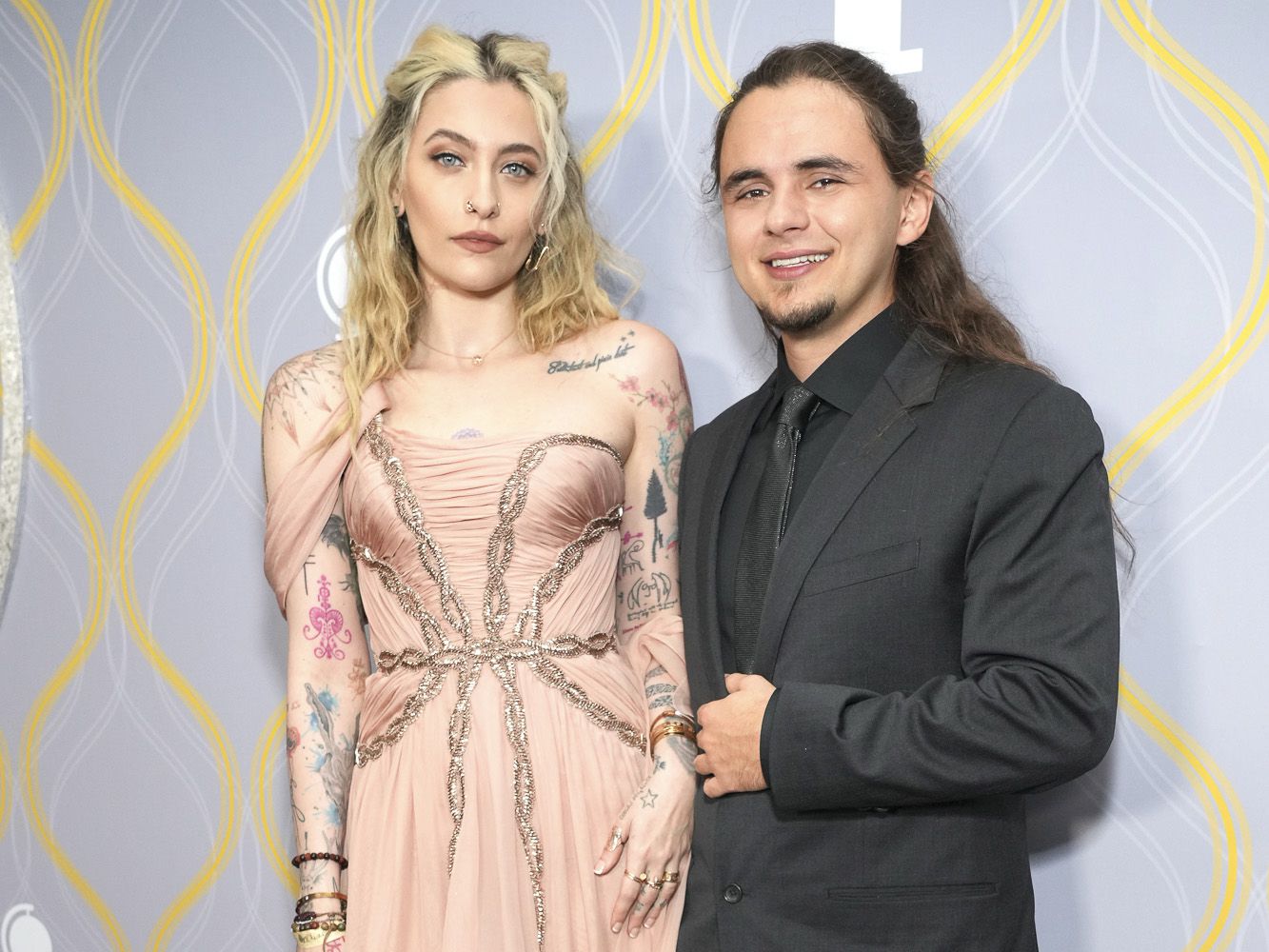 杰克逊女儿写真照,杰克逊和女儿的近照