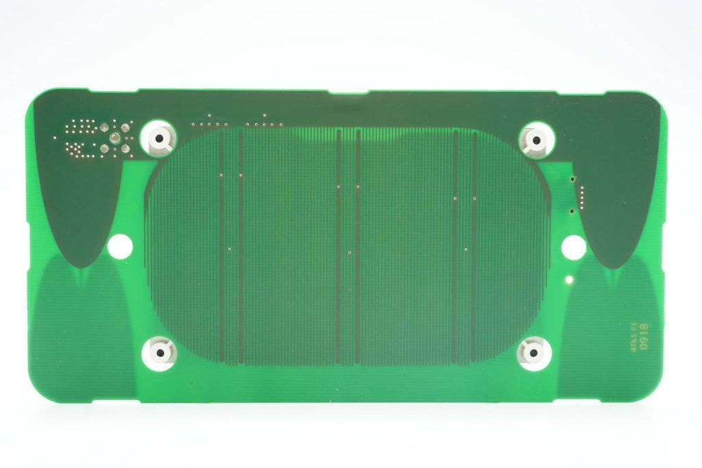 宝马5系无线充电拆解,宝马5系充电器怎么拆