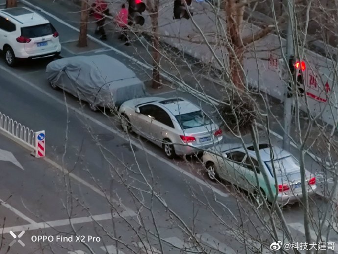 鍔瘮浜歾40pro闀跨劍鎷嶆憚鏁堟灉,鍔瘮浜歾40pro鎷嶇収姘村钩