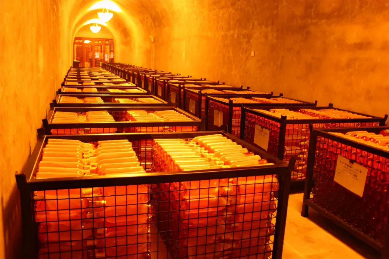 戎子酒庄红酒保质期多少年,戎子酒庄一箱六瓶红酒