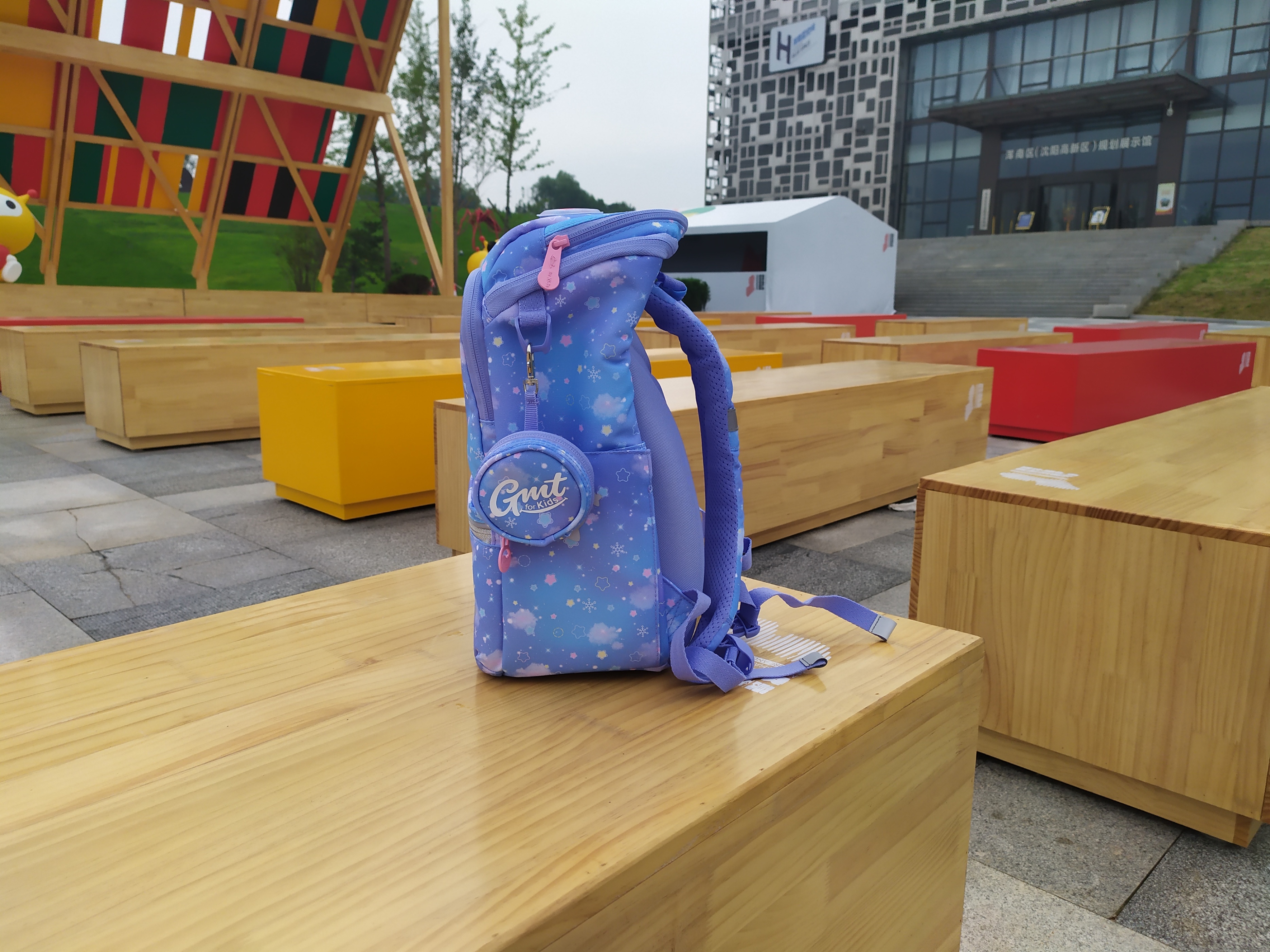 儿童减负护脊书包推荐,孩子护脊书包推荐