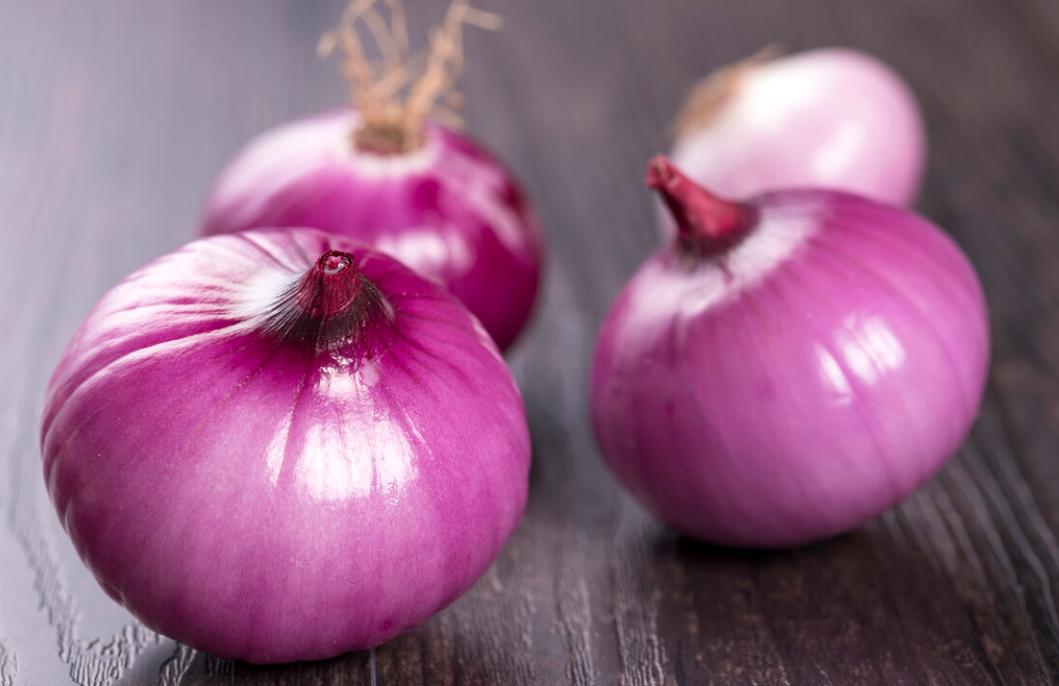 红酒泡洋葱能软化血管吗,红酒泡洋葱能否软化血管