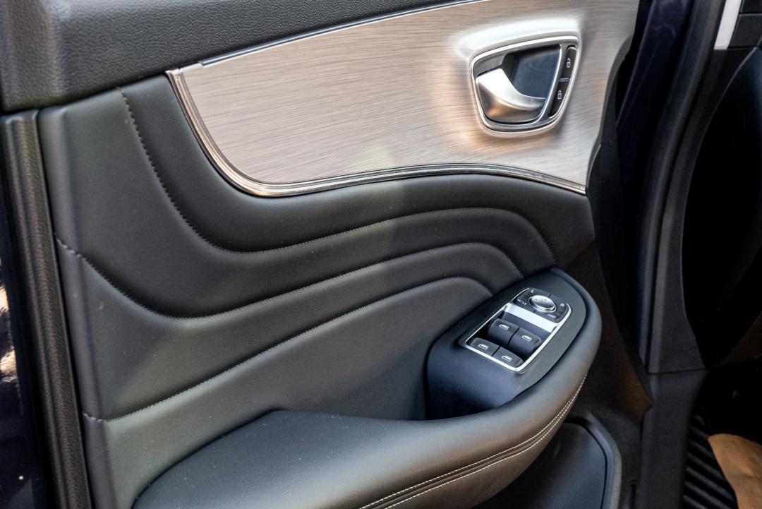 有着“越级能力”的国货MPV，会是你的菜吗？——二手荣威iMAX8