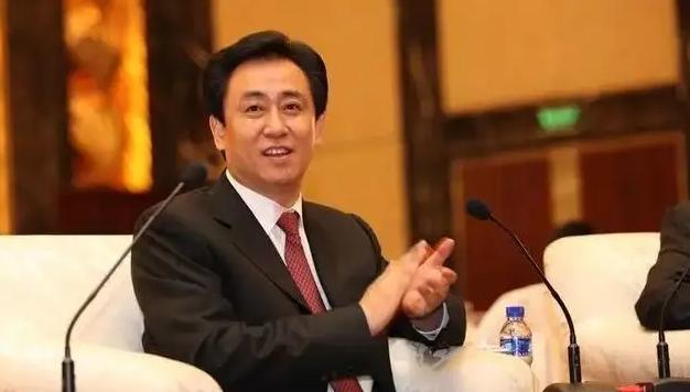 许家印为何从首富变首负,许家印称不能靠贱卖资产还债