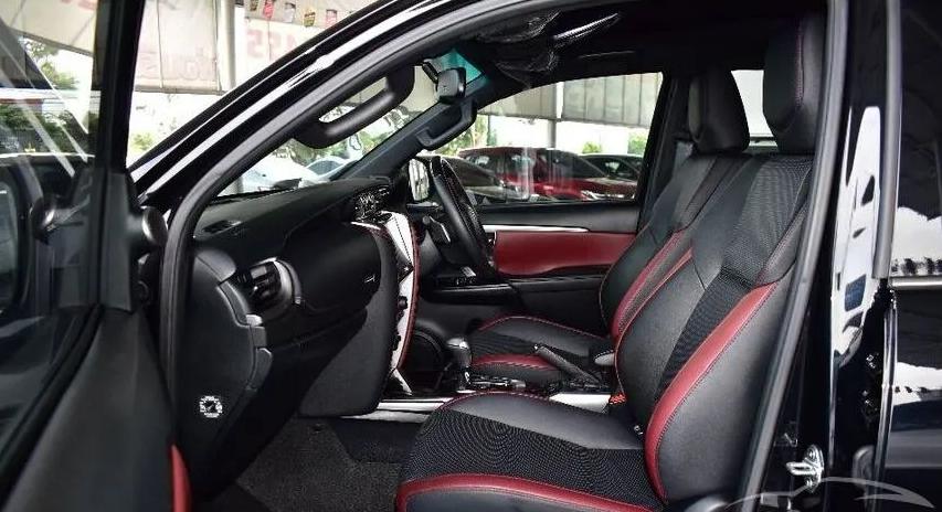 丰田霸道黑武士炫酷视频,最新版丰田奔跑者图片