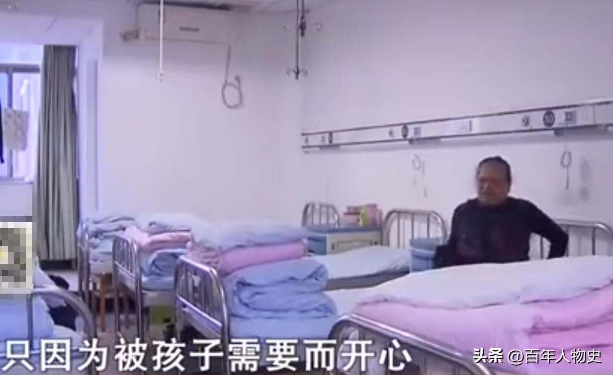 脑瘫男孩被丢给奶奶照顾,13岁孩子瘫痪在床