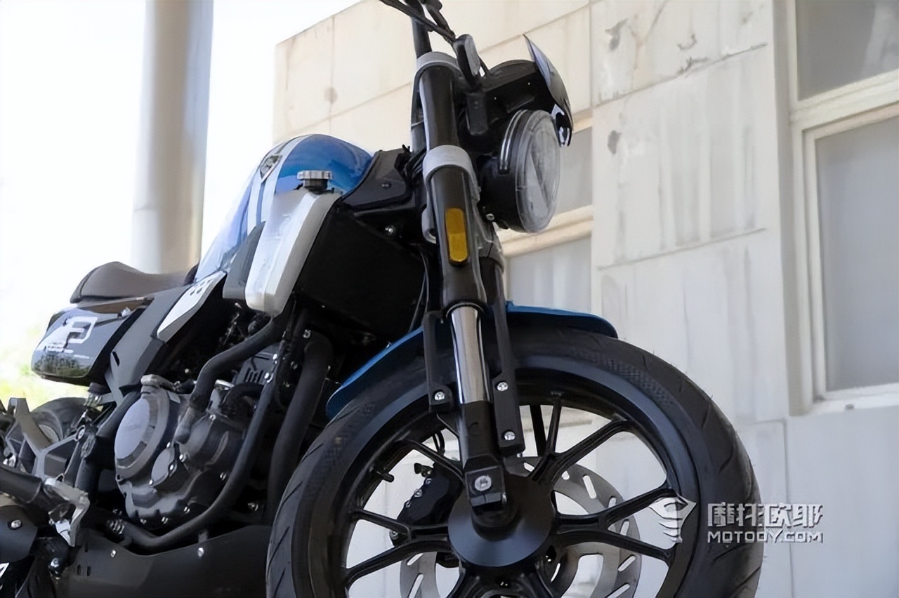 赛科龙re250攀爬版,赛科龙re250最新测评