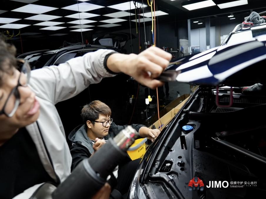 汽车贴膜有必要看着施工吗,车子有必要各种贴膜吗