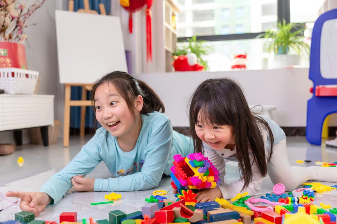 开学了要对孩子说什么,告诉孩子哪几种朋友是不能交的