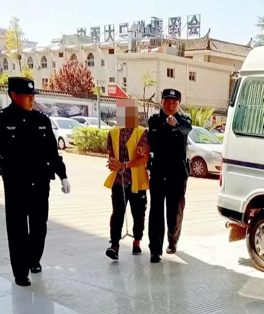 男子杀害19岁女友后潜逃,男子杀害19岁女友后潜逃23年后续