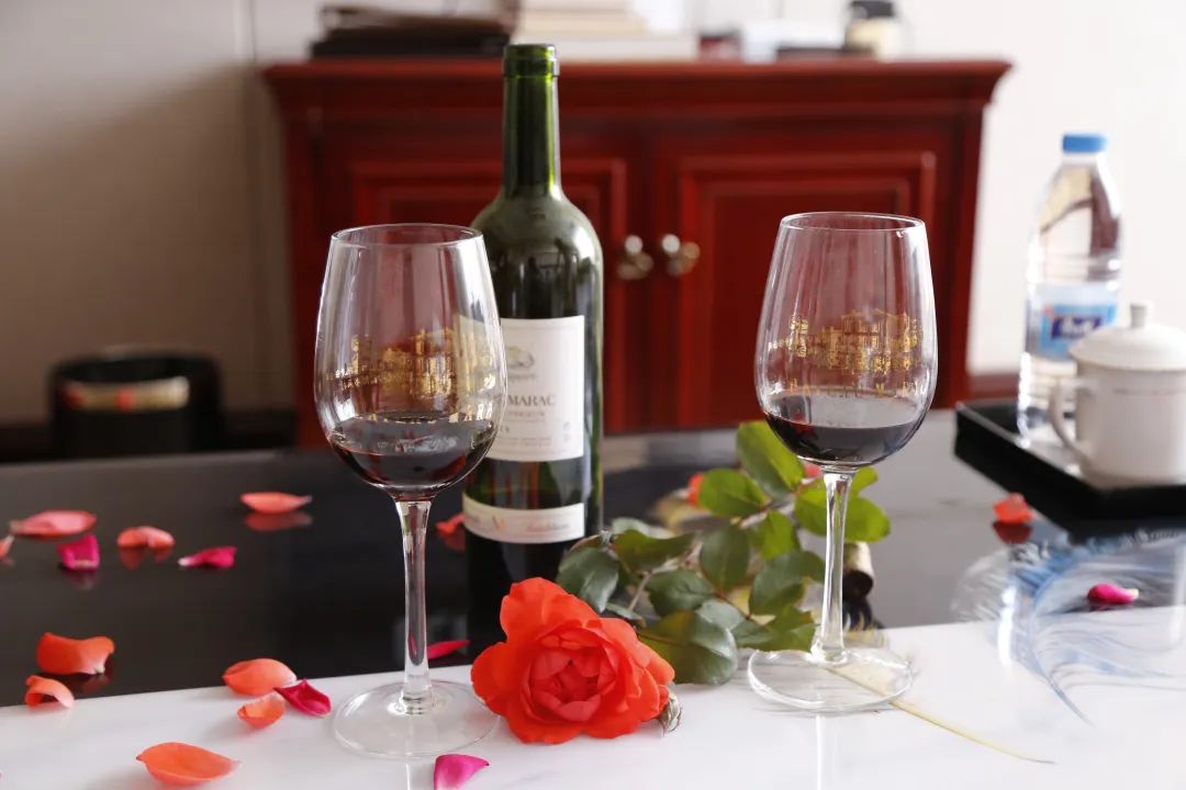 这份夏天游玩攻略请收好,这份最全旅游攻略送给你