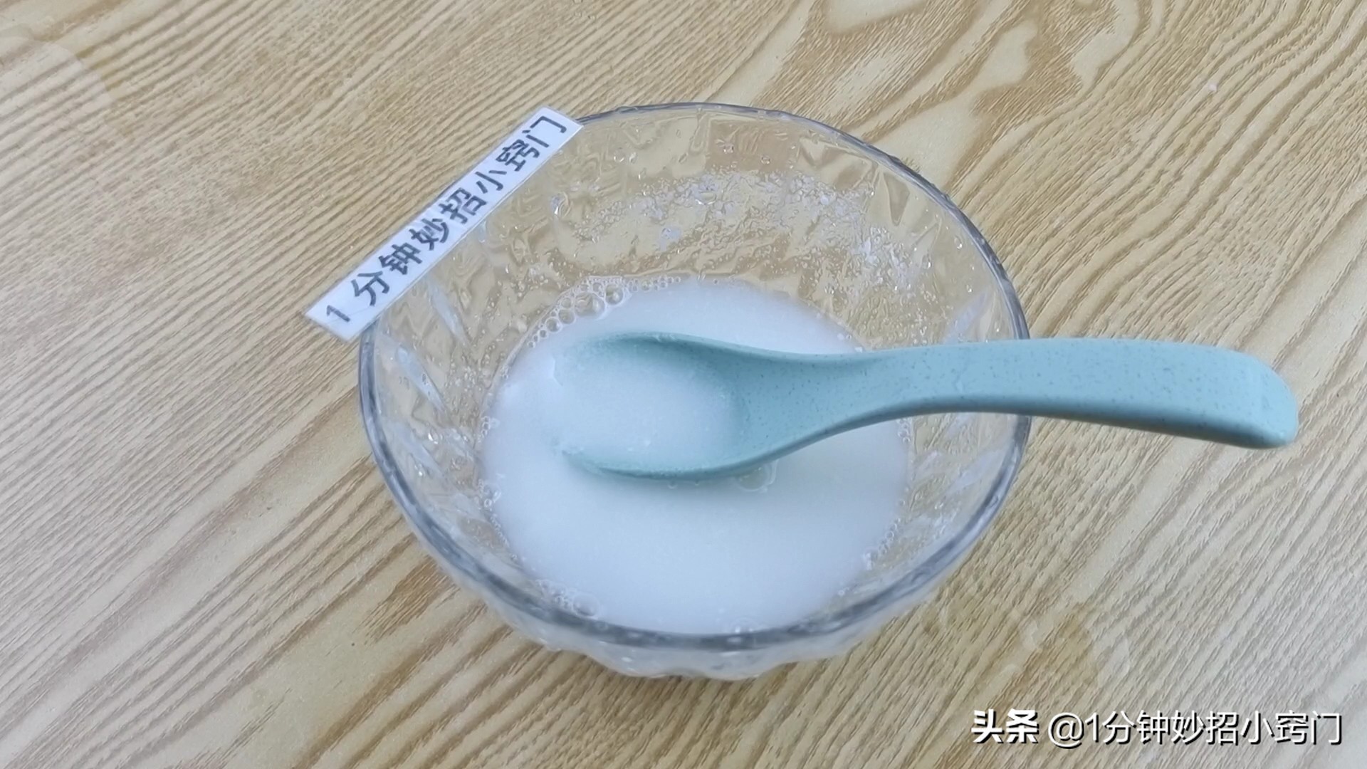 白墙脏了再重新刷一遍可以吗,白墙脏了重新刷有简单的办法吗