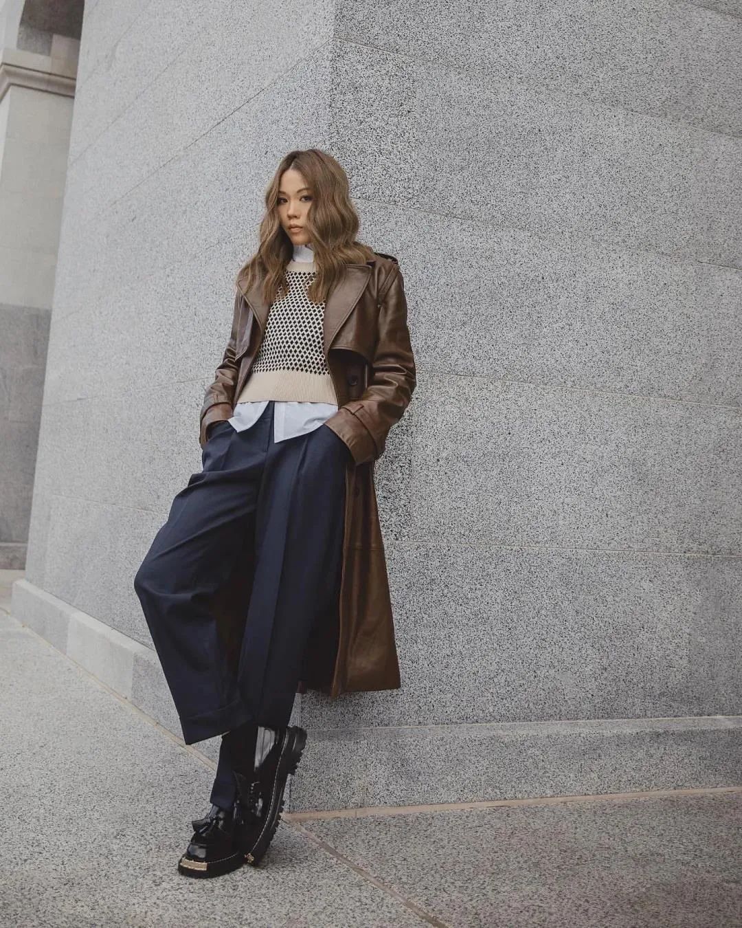 毛衣衬衫叠穿搭配什么裤子,冬天衬衫如何搭配毛衣