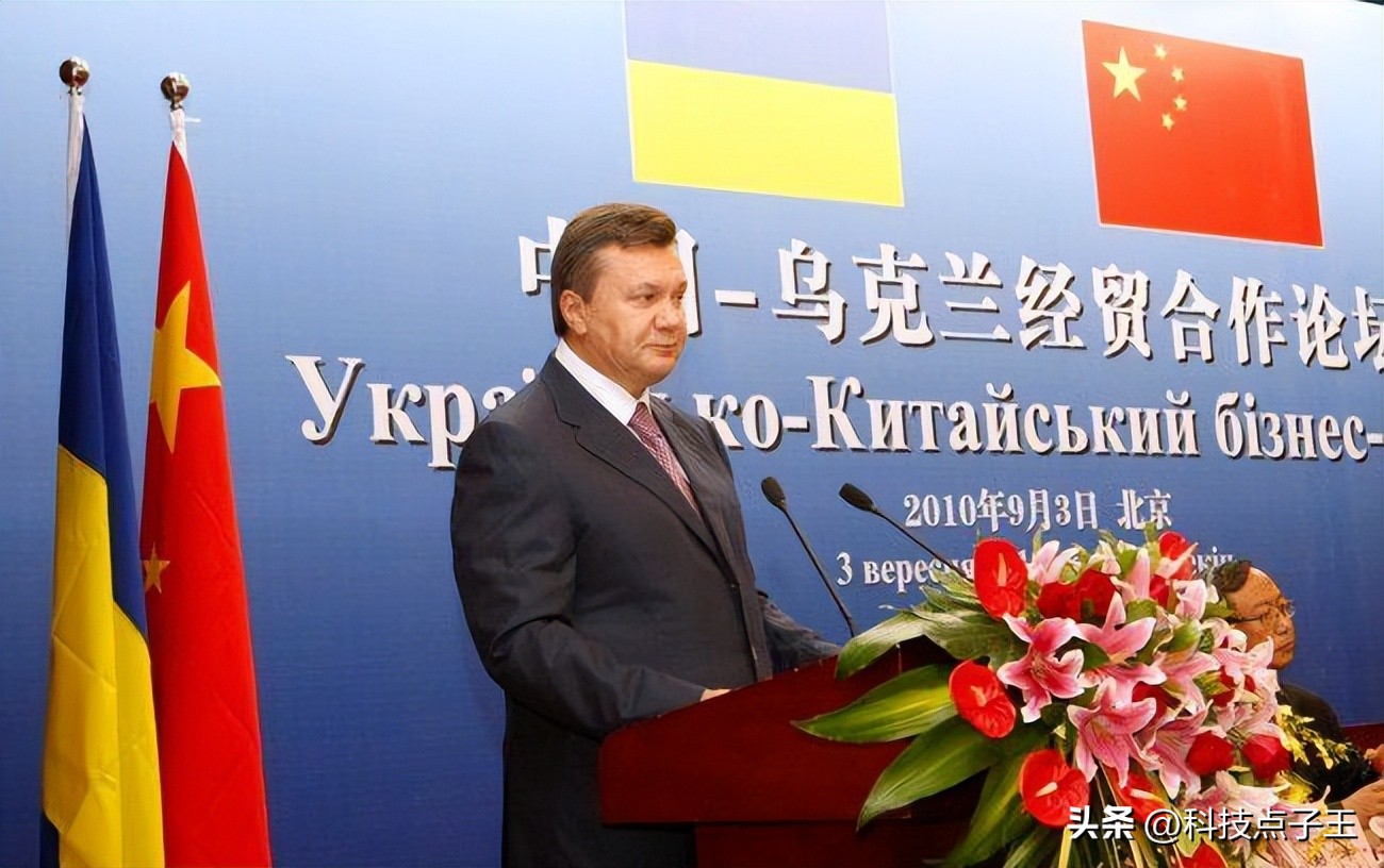 乌克兰欠美国多少武器债,乌克兰欠的军费怎么还