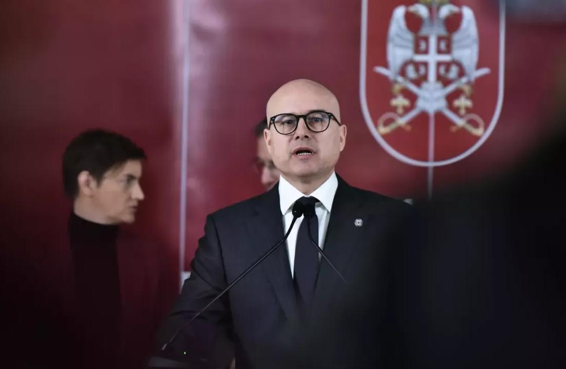 武契奇复兴南斯拉夫,武契奇返回塞尔维亚