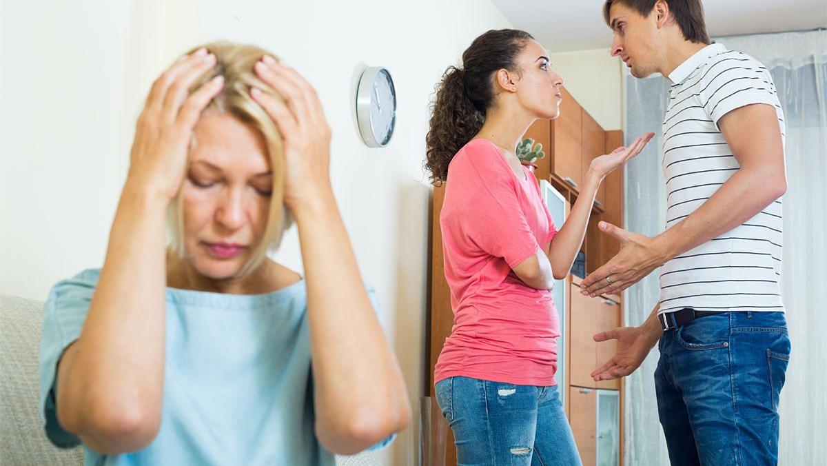 我53岁，存款680000，老伴手术缴费时余额不足，我：没钱就拔管吧