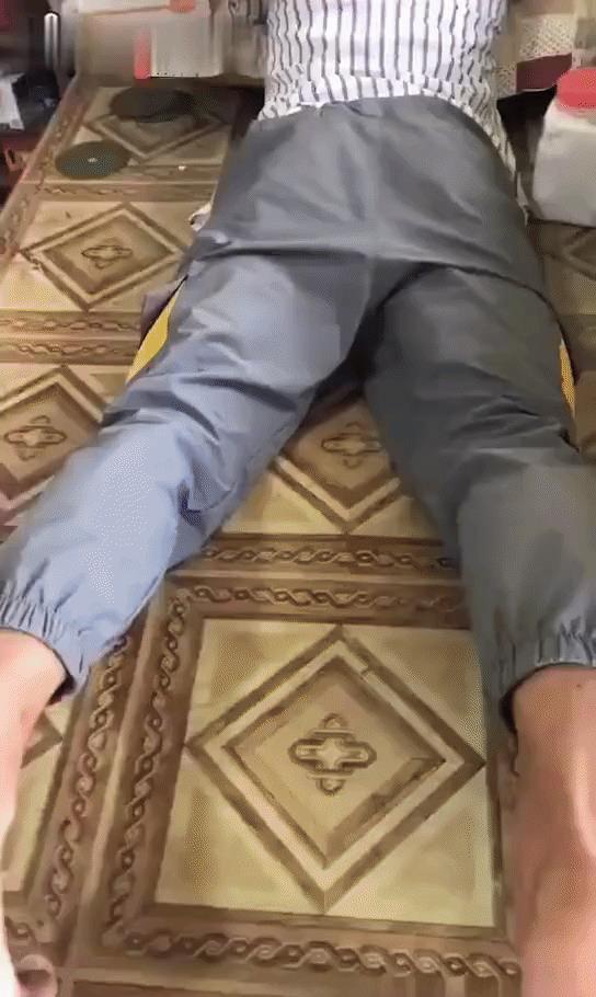 “无意中在女同事车上发现的，这是用来干嘛的？”网友们内涵了