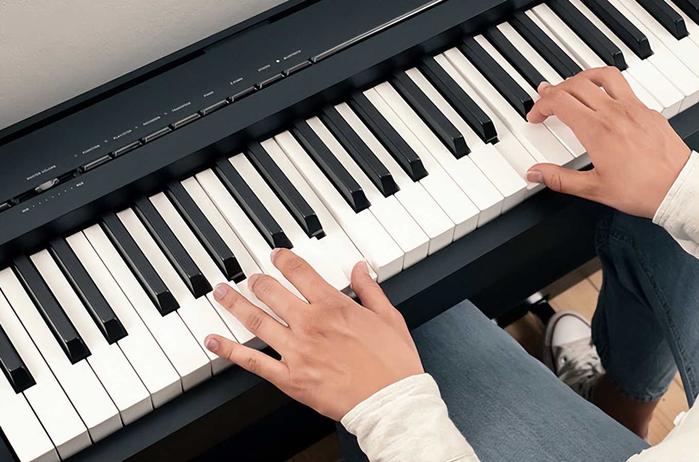 电钢琴入门选哪一款最好用又实惠,入门电钢琴推荐购买哪款比较好呢