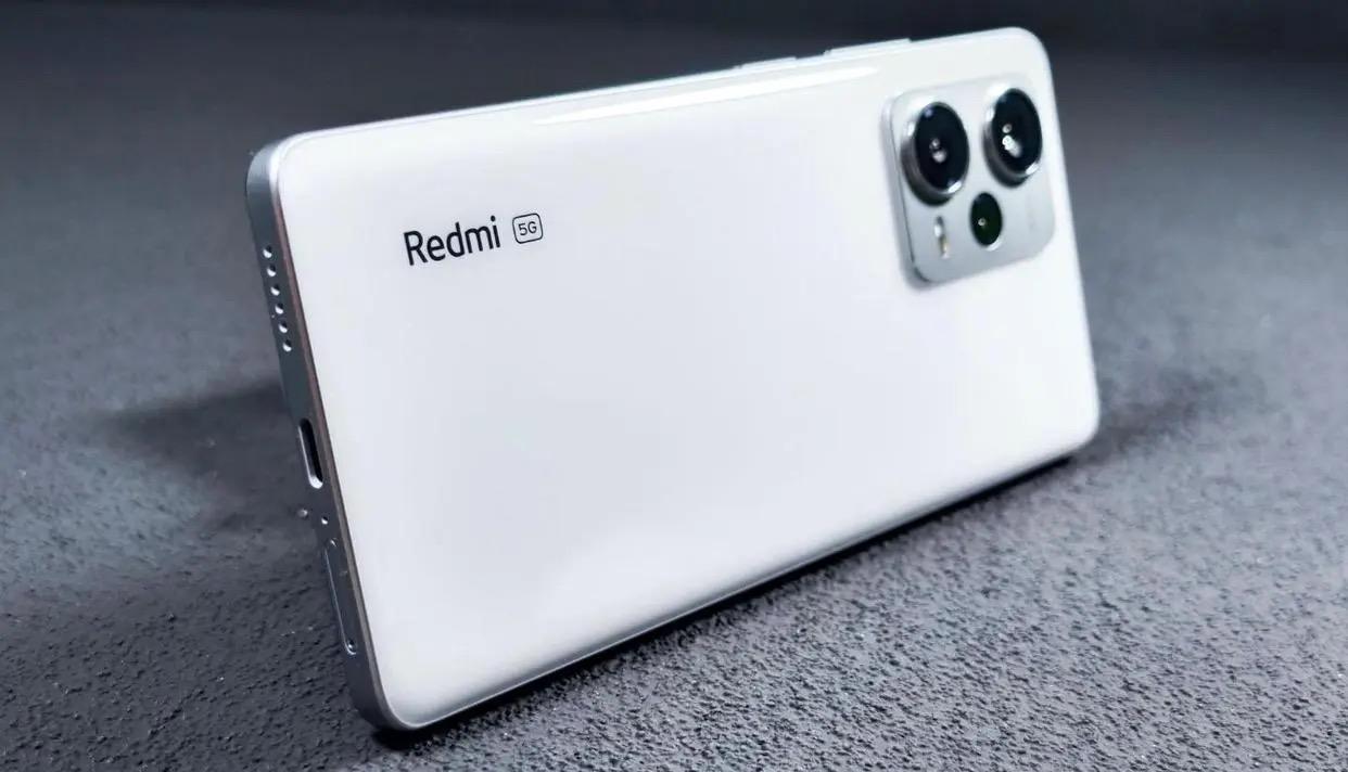 目前最值得买手机是哪一款,2500元最值得买手机