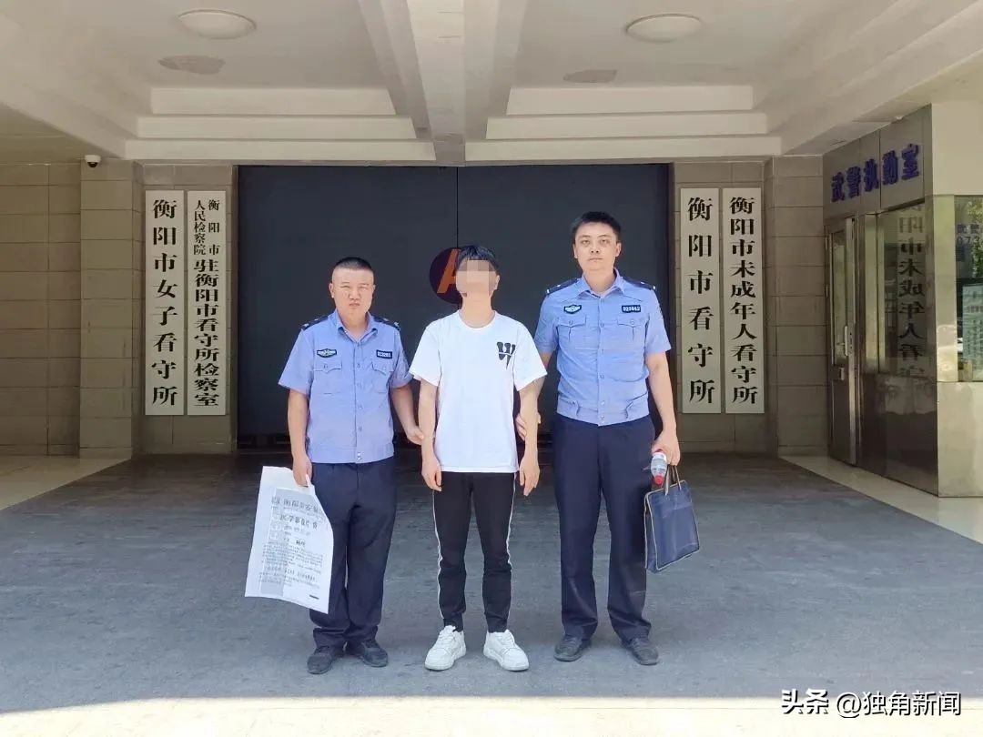 帮忙取钱就能赚钱？警方提醒：小心涉嫌违法犯罪