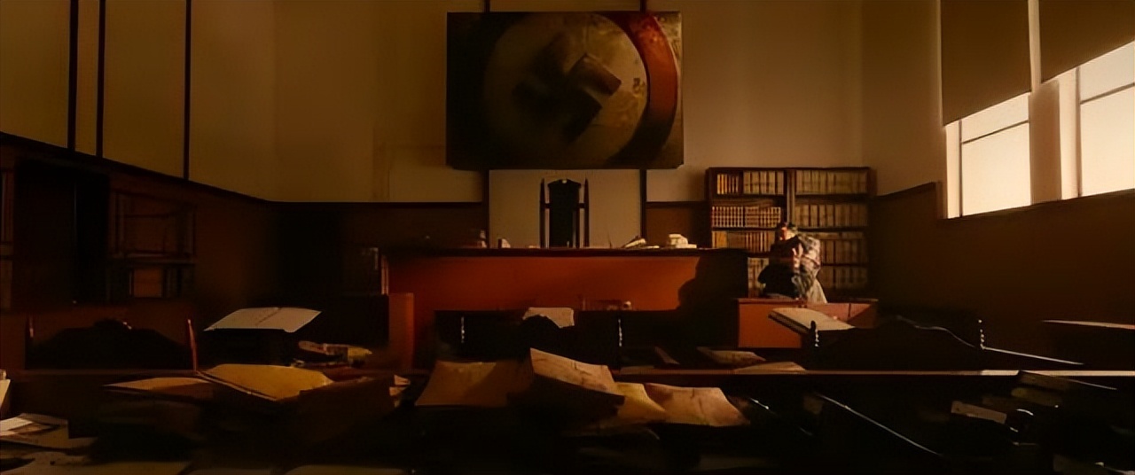 真敢拍，香港的三级片堆里，又出了一部好片