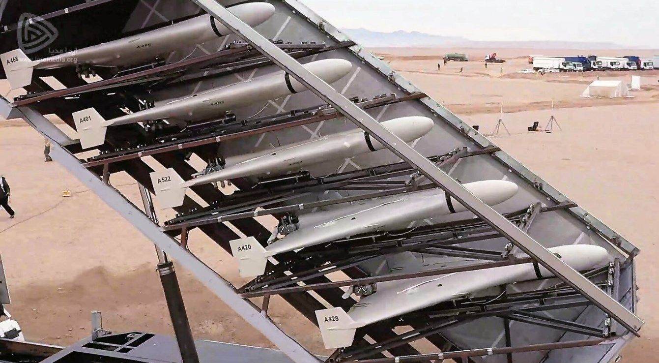 美媒向俄罗斯提供武器,美媒俄军锆石巡航导弹或扭转战局