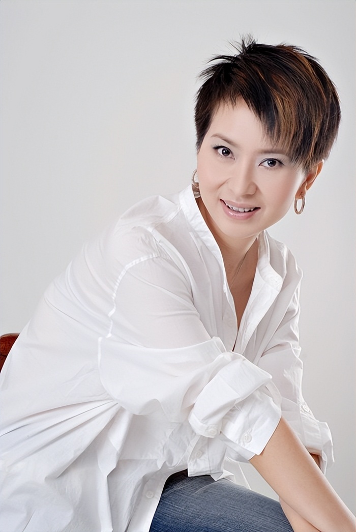 甘萍演唱大哥你好吗mv,甘萍唱的大哥你好吗完整版